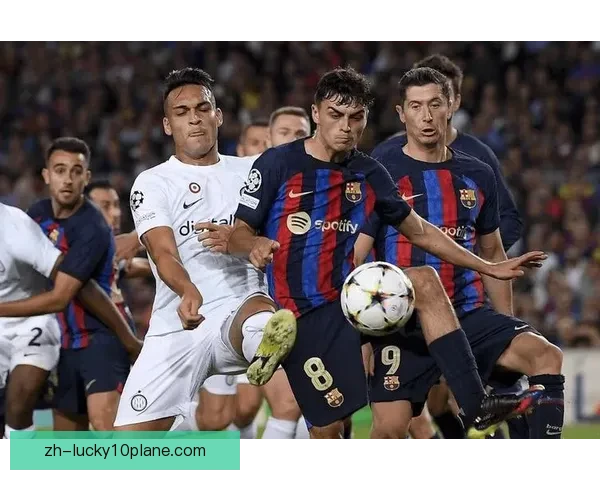 比萨足球俱乐部凭借单球优势战胜赫顿成功夺取宝贵三分